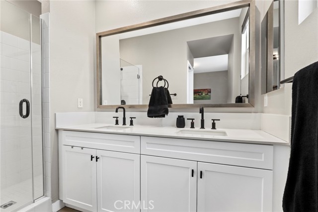 Detail Gallery Image 17 of 32 For 645 W Foothill Bld #10,  Glendora,  CA 91741 - 3 Beds | 4 Baths