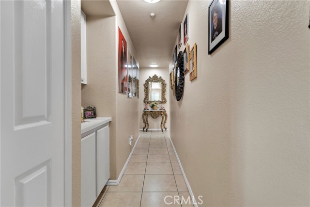 Detail Gallery Image 13 of 26 For 15827 Mariposa Dr, Fontana,  CA 92336 - 3 Beds | 2 Baths