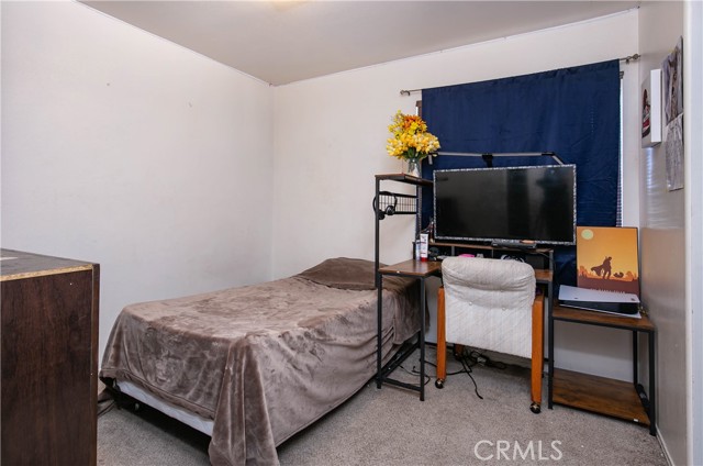 Detail Gallery Image 12 of 19 For 1017 W Avenue H8, Lancaster,  CA 93534 - 4 Beds | 2 Baths