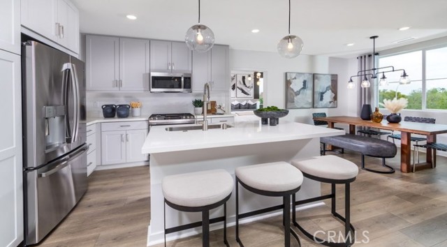980 N Tangent Privado, Ontario CA: https://media.crmls.org/medias/38bc625b-6590-4dad-bbce-f7d13c028ac2.jpg