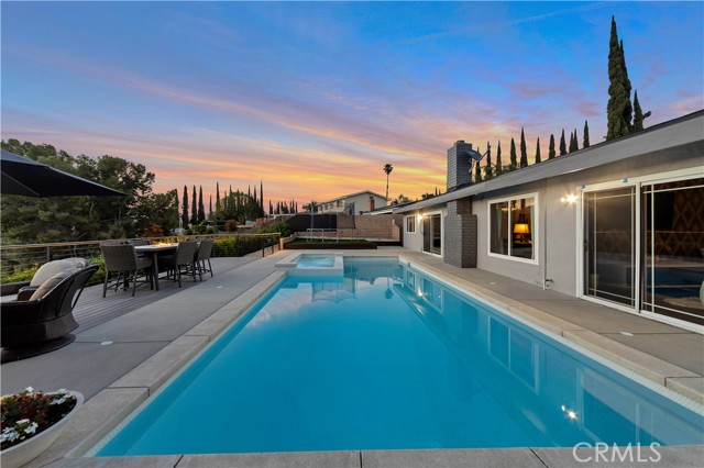 7301 Darnoch Way, West Hills CA: https://media.crmls.org/medias/38bcc72d-f81b-4140-a255-ee0c55ffff59.jpg