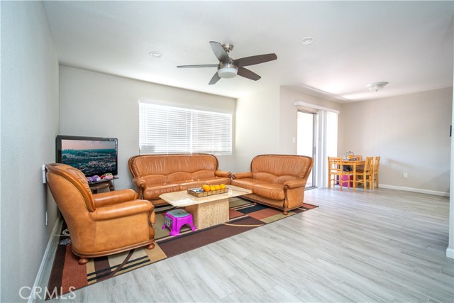Detail Gallery Image 3 of 16 For 2255 Cahuilla St #49,  Colton,  CA 92324 - 2 Beds | 2 Baths