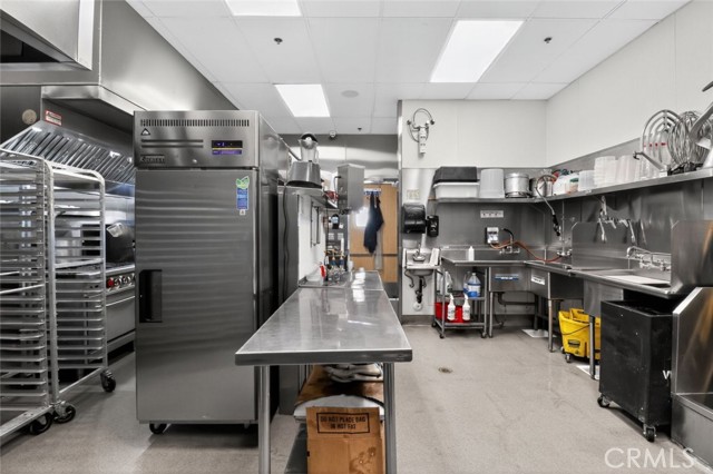 13257 Main Street, Hesperia CA: https://media.crmls.org/medias/38bec426-0bb0-4d1e-b27e-2580ad476b93.jpg
