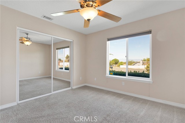 19410 Allegheny Court, Apple Valley CA: https://media.crmls.org/medias/38bef02a-ba09-40fb-b696-ba2aaab9a5ca.jpg