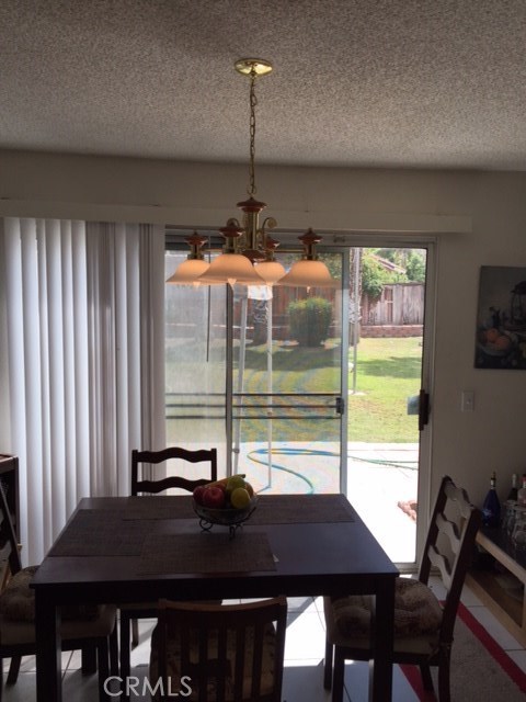 Detail Gallery Image 7 of 15 For 111 Monroe Ct, San Bernardino,  CA 92408 - 3 Beds | 2/1 Baths