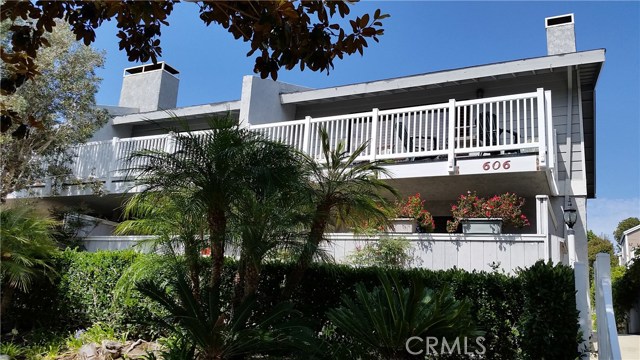 606 Guadalupe Avenue, Redondo Beach, California 90277, 2 Bedrooms Bedrooms, ,1 BathroomBathrooms,Residential,Sold,Guadalupe,SB17080418