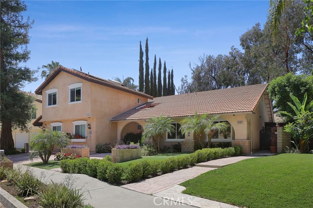 Detail Gallery Image 1 of 20 For 5047 Orrville Ave, Woodland Hills,  CA 91367 - 4 Beds | 2/1 Baths