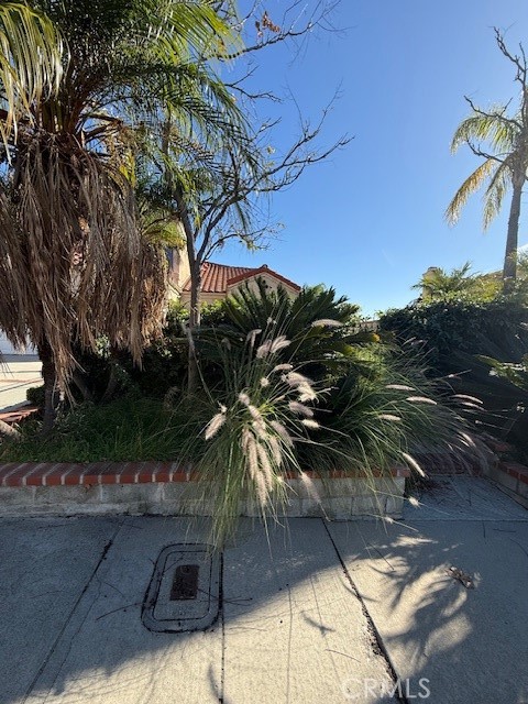 Detail Gallery Image 2 of 11 For 12506 Rajah, Sylmar,  CA 91342 - 4 Beds | 4 Baths