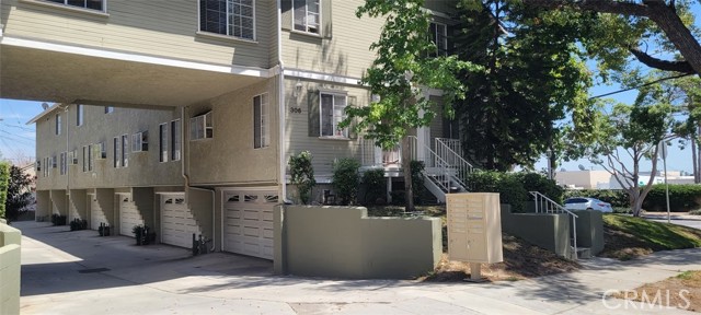 306 Vista Ave #2, Pasadena, CA 91107