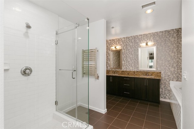 Detail Gallery Image 9 of 43 For 21 Gramercy #411,  Irvine,  CA 92612 - 1 Beds | 2 Baths
