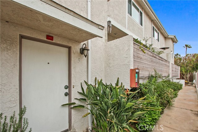 2211 Vanderbilt Lane, Redondo Beach, California 90278, 2 Bedrooms Bedrooms, ,2 BathroomsBathrooms,Residential,Sold,Vanderbilt,PV22067426