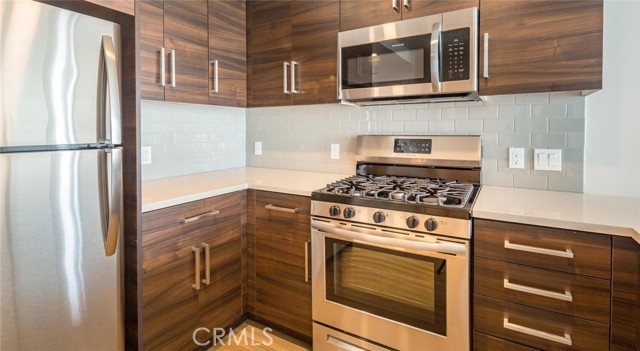 Detail Gallery Image 10 of 75 For 150 Van Ness Ave #1010,  San Francisco,  CA 94102 - 2 Beds | 2 Baths