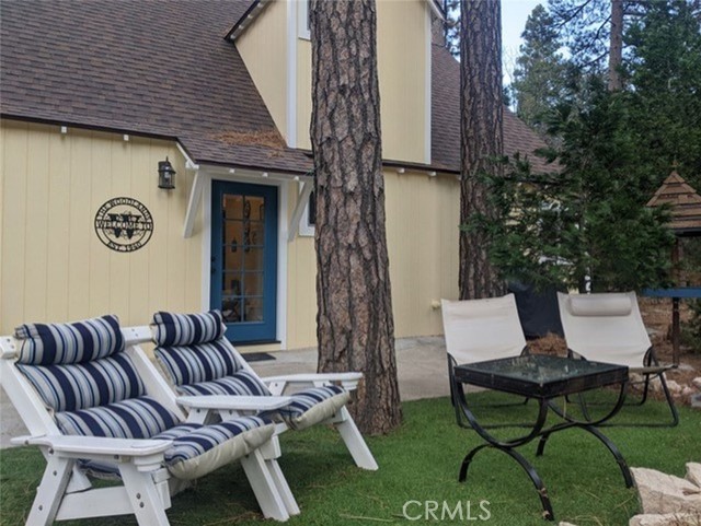 520 Millburn Road, Lake Arrowhead CA: https://media.crmls.org/medias/38c267d0-a0de-45d3-ac56-304c7e74ea55.jpg
