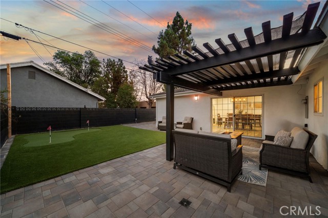 5228 E Minuet Lane, Anaheim CA: https://media.crmls.org/medias/38c2847a-9155-4ef7-9d1d-b081c78892f1.jpg