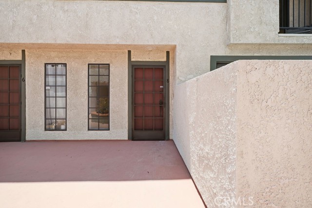 6101 Fulton Avenue, Van Nuys CA: https://media.crmls.org/medias/38c2fefb-79ef-4e22-905e-8694e3f971e3.jpg