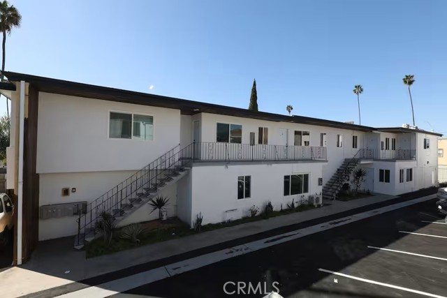 Front Image Thumbnail for CRDW26090026