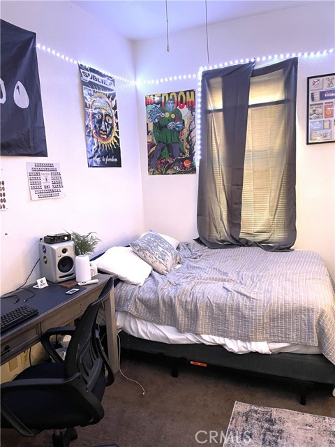 709 W 2nd Street, Chico CA: https://media.crmls.org/medias/38c32e72-1800-4362-93aa-b338b12ee95b.jpg