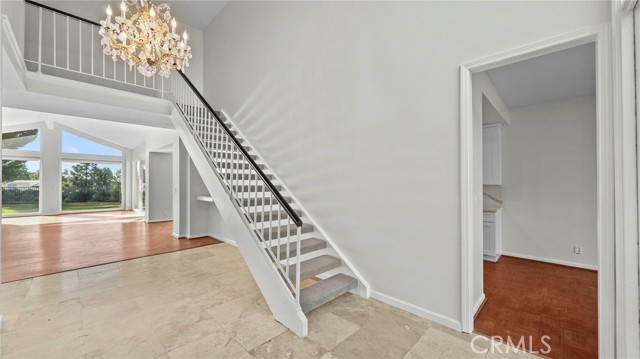 Detail Gallery Image 2 of 17 For 7 Rue Biarritz, Newport Beach,  CA 92660 - 3 Beds | 2/1 Baths