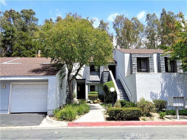 450 S RanchView Circle, Anaheim Hills, CA 92807