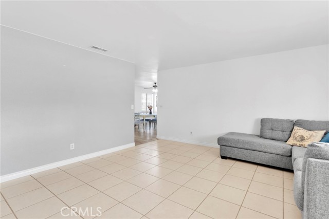 Detail Gallery Image 9 of 52 For 12655 Pocono, Apple Valley,  CA 92308 - 3 Beds | 2 Baths