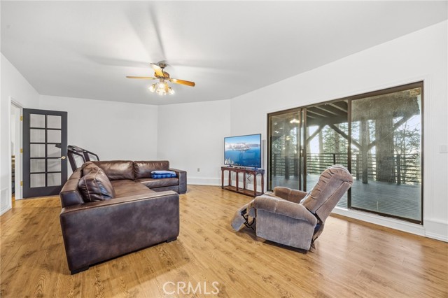 Detail Gallery Image 26 of 43 For 1349 Valley View, Crestline,  CA 92325 - 4 Beds | 3 Baths