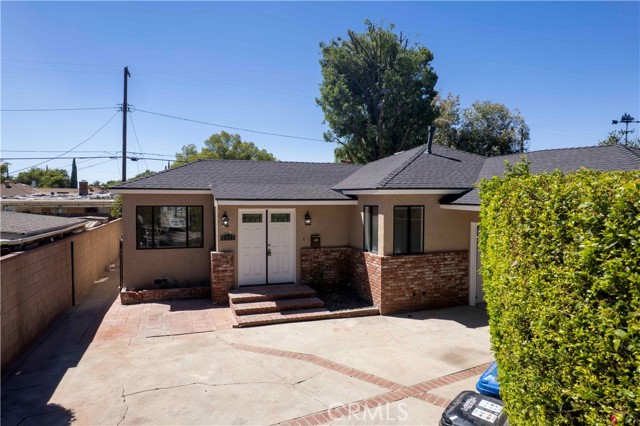 6911 Enfield Avenue, Reseda CA: https://media.crmls.org/medias/38c568d9-b164-4803-b58f-c6c548676ede.jpg
