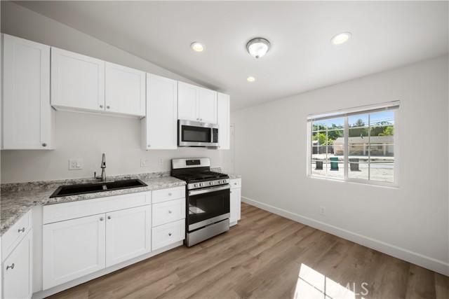 8975 Curbaril Avenue, Atascadero CA: https://media.crmls.org/medias/38c5c384-9e81-4c28-aca1-215a3c4c4a59.jpg