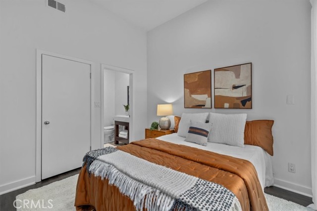 1814 Thayer Avenue, Los Angeles CA: https://media.crmls.org/medias/38c71077-d35e-4b61-83f1-de64fcac8a43.jpg