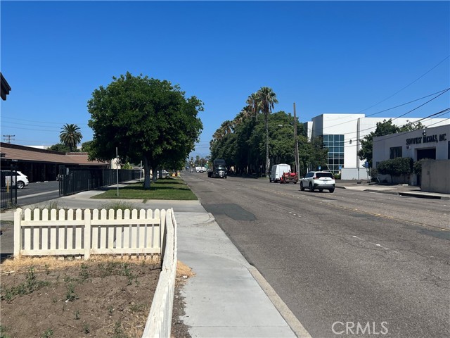 1129 S Lemon Street, Anaheim, California 92805, ,Commercial Sale,For Sale,1129 S Lemon Street,CRPW23180709