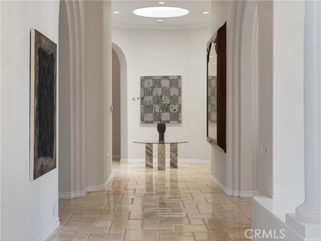 16727 Camino Sierra del Sur Drive, Rancho Santa Fe CA: https://media.crmls.org/medias/38c799e1-0dd2-4e44-93fd-816385ea8fc0.jpg