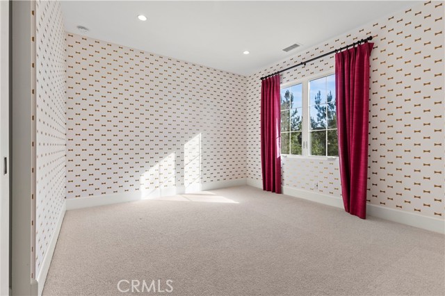 Detail Gallery Image 31 of 49 For 111 Vigna, Irvine,  CA 92602 - 4 Beds | 3 Baths
