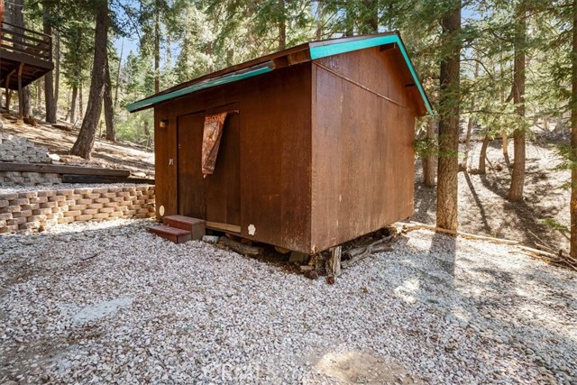 Detail Gallery Image 28 of 30 For 1162 Sylvan Glen, Big Bear Lake,  CA 92315 - 3 Beds | 2 Baths