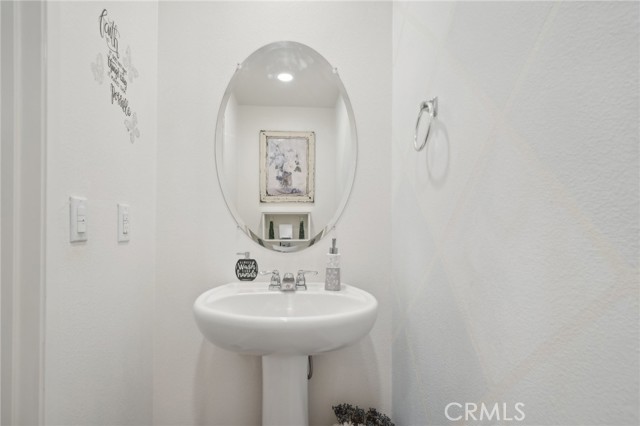 Detail Gallery Image 12 of 31 For 28385 Oriole Way #702,  Murrieta,  CA 92563 - 2 Beds | 2/1 Baths