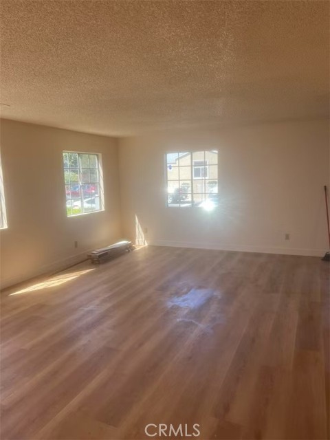 Detail Gallery Image 7 of 10 For 457 W 13th St #1,  San Pedro,  CA 90731 - 3 Beds | 2/1 Baths