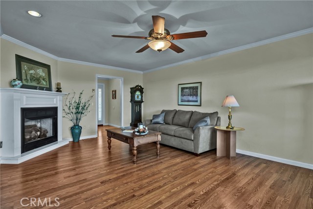 Detail Gallery Image 5 of 31 For 17120 Knollview Dr, Hidden Valley Lake,  CA 95467 - 3 Beds | 2 Baths
