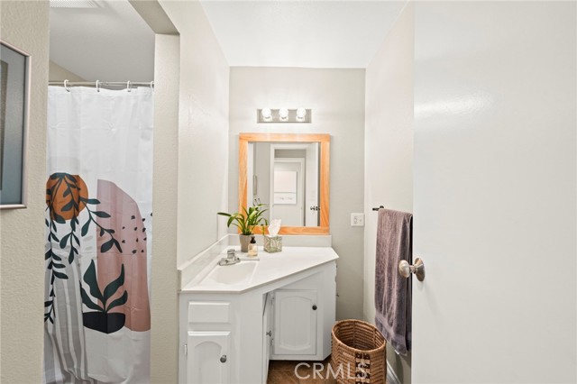 Detail Gallery Image 20 of 43 For 24311 Canyon Lake Drive N Unit 12, Canyon Lake,  CA 92587 - 2 Beds | 2 Baths
