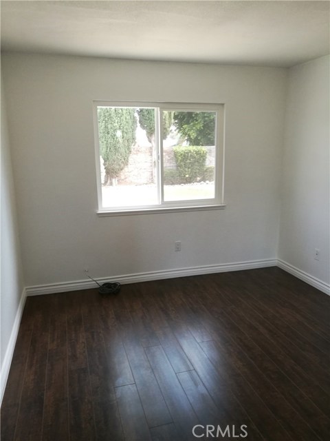 2762 E Saint Andrews Street, Ontario CA: https://media.crmls.org/medias/38cc0a39-b9f5-44c3-a747-6bd7b204fef8.jpg
