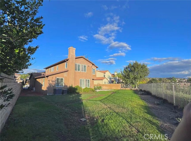 Detail Gallery Image 27 of 27 For 19738 Castille Ln, Santa Clarita,  CA 91350 - 4 Beds | 4 Baths