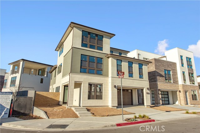 Detail Gallery Image 2 of 40 For 209 Mask, Irvine,  CA 92618 - 5 Beds | 5 Baths