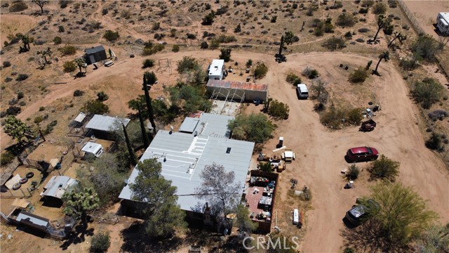 Detail Gallery Image 12 of 47 For 2975 La Habra Ave, Yucca Valley,  CA 92284 - 3 Beds | 2 Baths