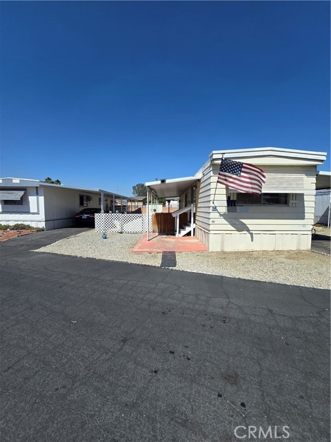 332 N Lyon Ave #34, Hemet, CA 92543