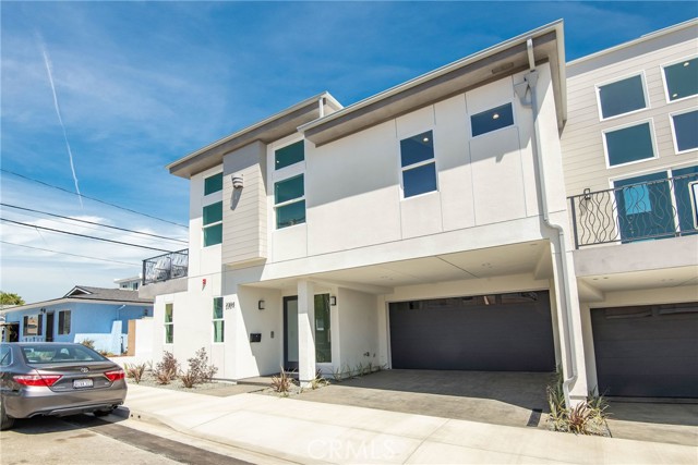 2304 Felton Lane, Redondo Beach, California 90278, 4 Bedrooms Bedrooms, ,5 BathroomsBathrooms,Residential,Sold,Felton,SB22078483