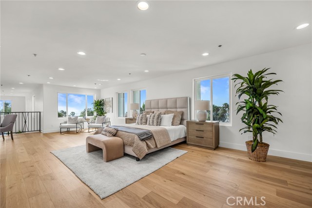 200 S Catalina Avenue, Redondo Beach CA: https://media.crmls.org/medias/38d1d0b1-e0d8-4171-ba47-0a08f963b087.jpg