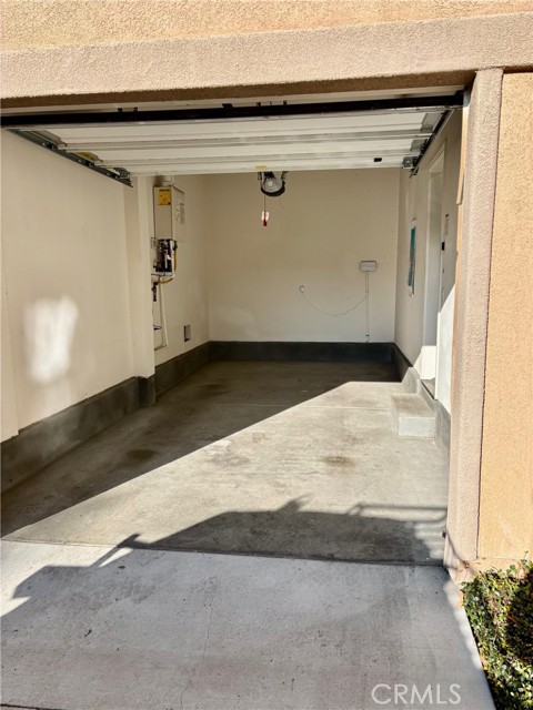 Detail Gallery Image 19 of 33 For 435 Golden Bear Ln, Upland,  CA 91786 - 4 Beds | 2/1 Baths