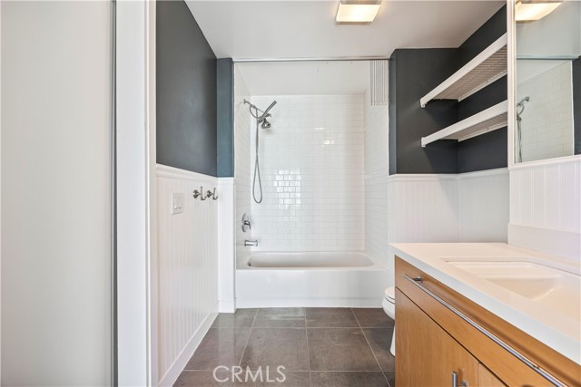 801 Ash Street, San Diego CA: https://media.crmls.org/medias/38d22dd8-2153-4f03-acbc-9494e16138a0.jpg