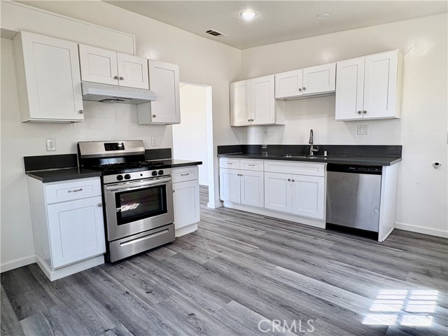 Detail Gallery Image 13 of 38 For 134 E Cluster, San Bernardino,  CA 92408 - 3 Beds | 1 Baths