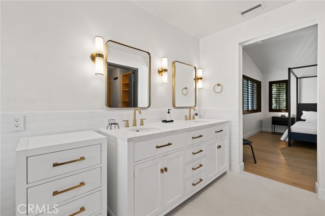 134 Monte Vista Avenue, Costa Mesa CA: https://media.crmls.org/medias/38d321af-074a-4873-9626-388150121e27.jpg