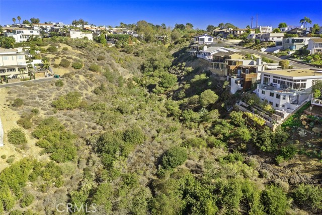 Detail Gallery Image 9 of 21 For 749 Marlin Drive Ave, Laguna Beach,  CA 92651 - – Beds | – Baths