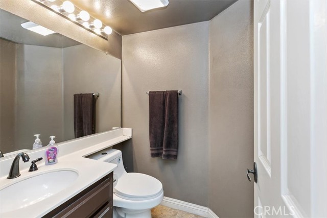 Detail Gallery Image 23 of 49 For 20628 Mesa Oak Dr, Riverside,  CA 92508 - 4 Beds | 3 Baths