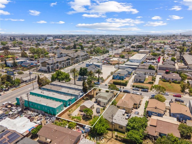 Detail Gallery Image 30 of 32 For 1415 W 104th St, Los Angeles,  CA 90047 - 2 Beds | 1 Baths